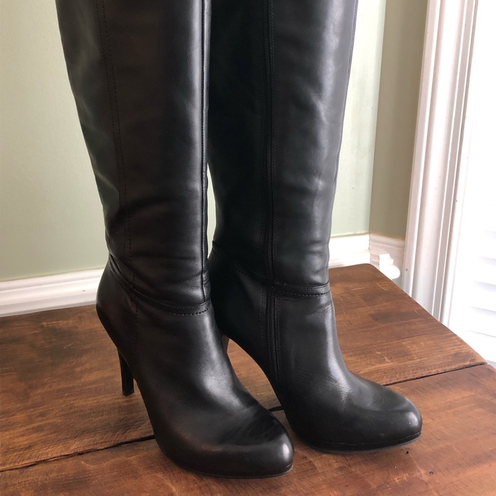 Nine West Knee High Blck Leather Boots, so 8.5